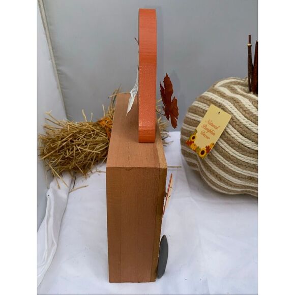 🍂 Fall Harvest Gnome Décor Bundle – Light-Up Plush, Wooden Sign & Gel Window Cl - Picture 8 of 8
